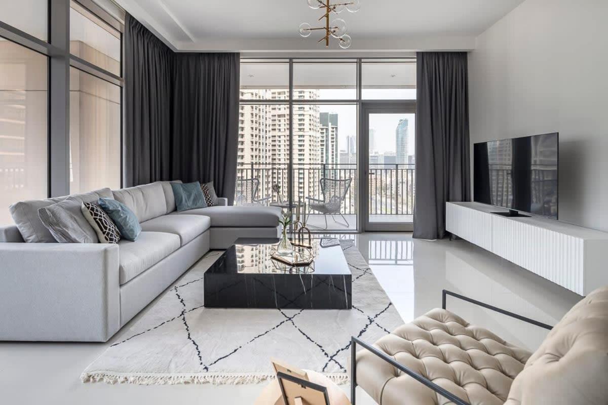 Frank Porter - Boulevard Crescent Dubaj Kültér fotó